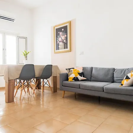 Apartament Losa *